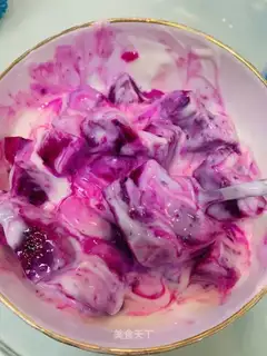 Yogurt flamingo