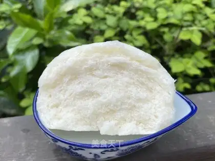White buns