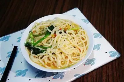 Hot noodles