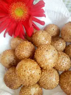 Flaming ball