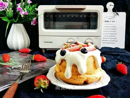 Butter strawberry cake