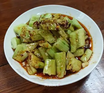 Oily spicy cucumbers