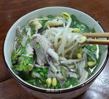 ♪ Doudou duck noodles ♪