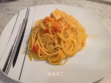 Salmon tomato pasta
