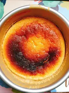 A simple six-inch cheesecake