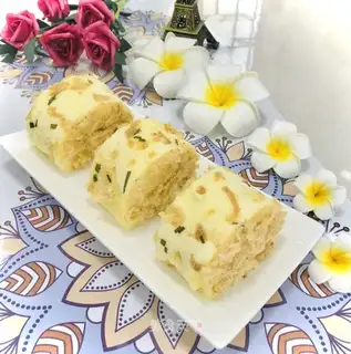 Steam pine rolls