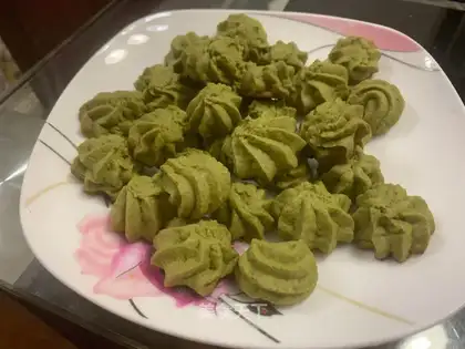 Tea cookies