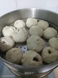 Plum gravy