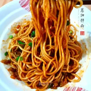 Onion noodles