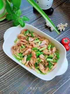 Pelican greasy shrimp