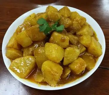 Curry potatoes
