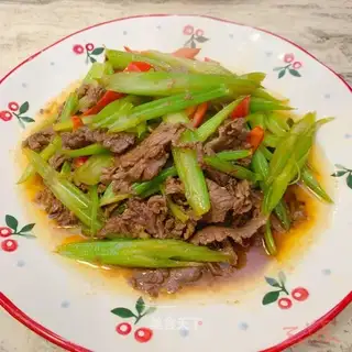 Cricket beef
