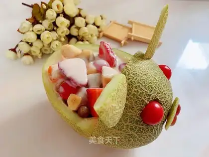 Piggy fruit salad