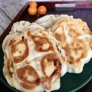 The rice onion roll
