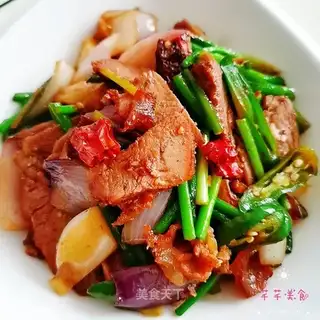 Garlic onion beef