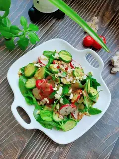 Sesame sauce, cherry carrot salad