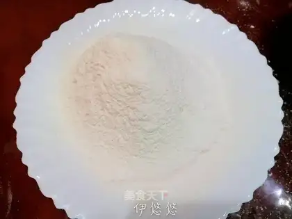 Homemade low-banded flour