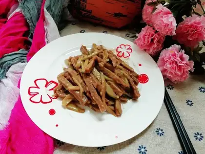 Cooled oatmeal noodles