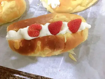 Almond strawberry bread