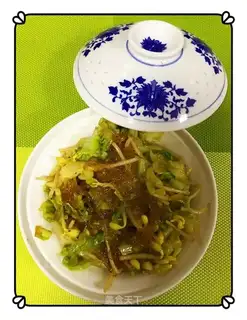 A bean sprouts fan
