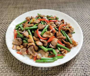 Chicken and garlic
