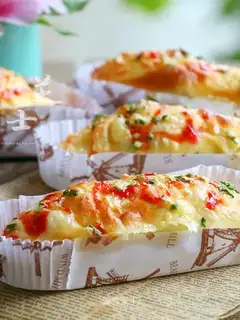 Cheese onion bread