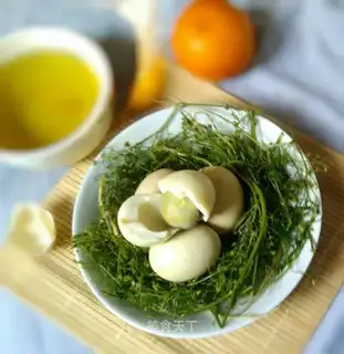 Eggs made from ground dishes