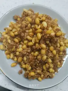 Bean sprouts