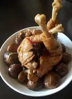 Twin mushroom chicken legs