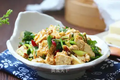 Soy sauce and tofu