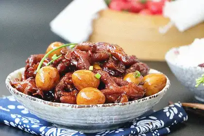 Cricket chicken claws
