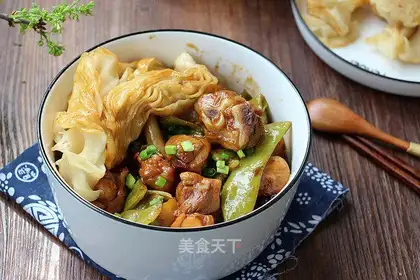 Potato chicken rolls
