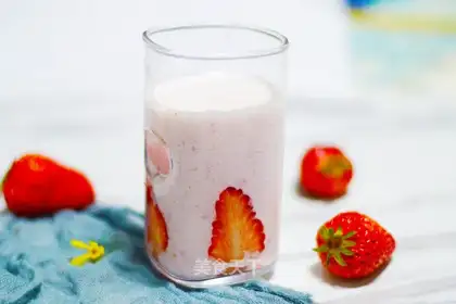 Strawberry shakes