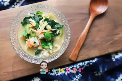 Tofu shrimp soup