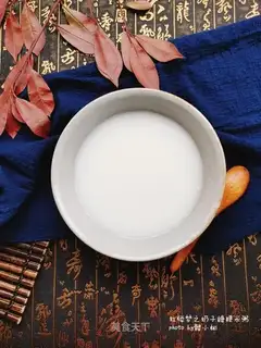 Milky sugar porridge