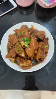 Red burning pig hoof