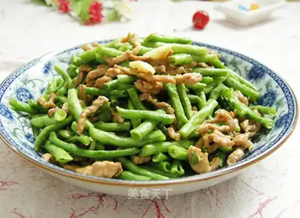 Cowpea shredded pork