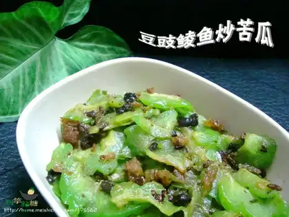 stir-fried balsam pear with soy sauce dace