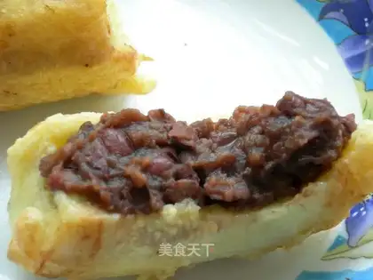 Crispy banana red bean pie
