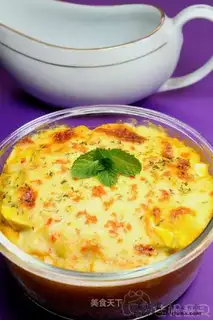 Baked rice with salted egg and pumpkin sauce