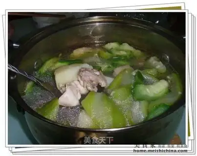 Soaked chicken in water melon