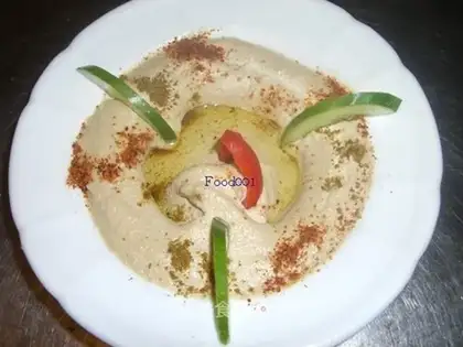 tomato paste with sesame sauce