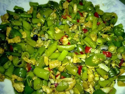 stir-fried minced pork with long beans