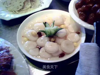 Sweet and sour water chestnut