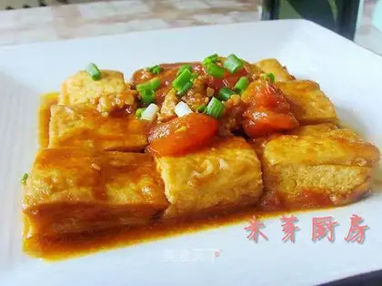 Braised tofu with tomato