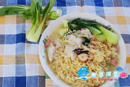 Convenient wonton noodles