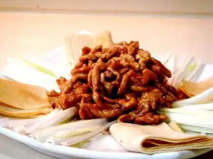 Shredded pork in Beijing sauce