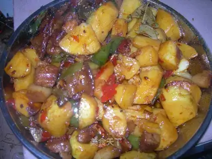 braised pork and potato