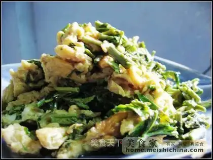 Scrambled eggs with Chinese toon