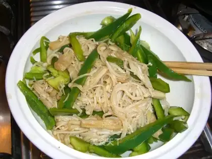 Cold mixed mushroom